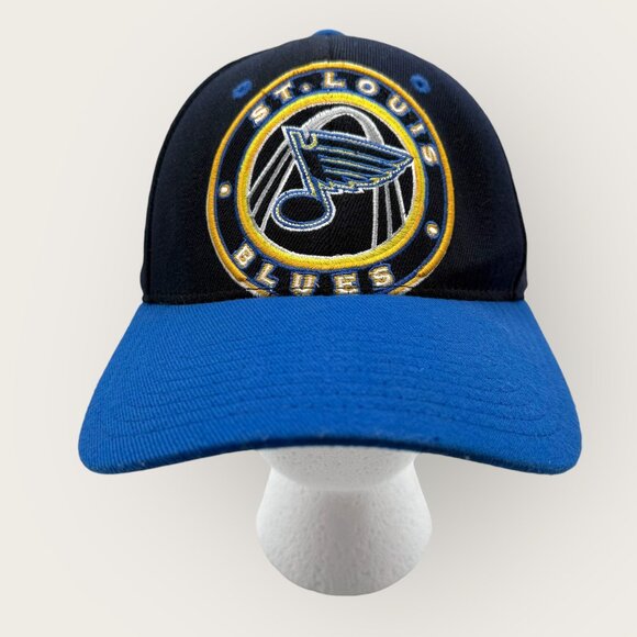 St. Louis Blues Hockey Embroidered Cap Blue Hat Size M-L - Picture 1 of 7